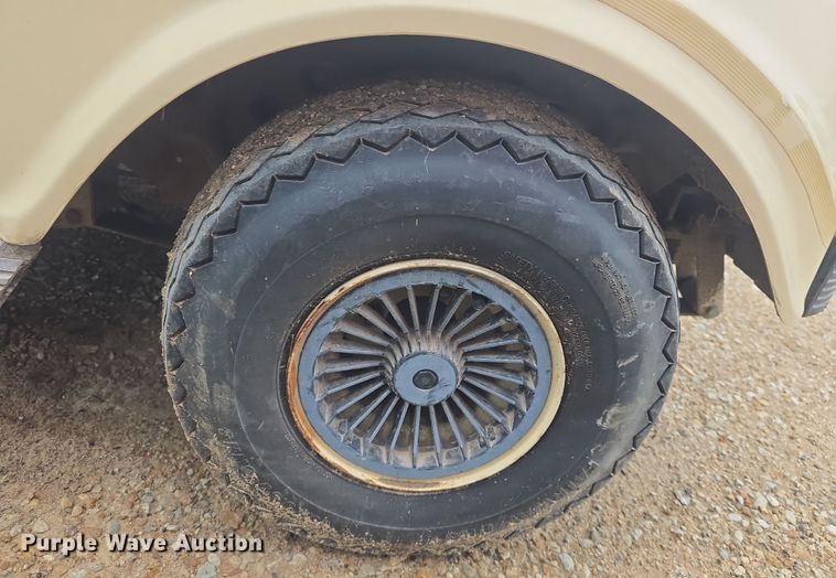 image for item EK5189 1995 Club Car DS golf cart