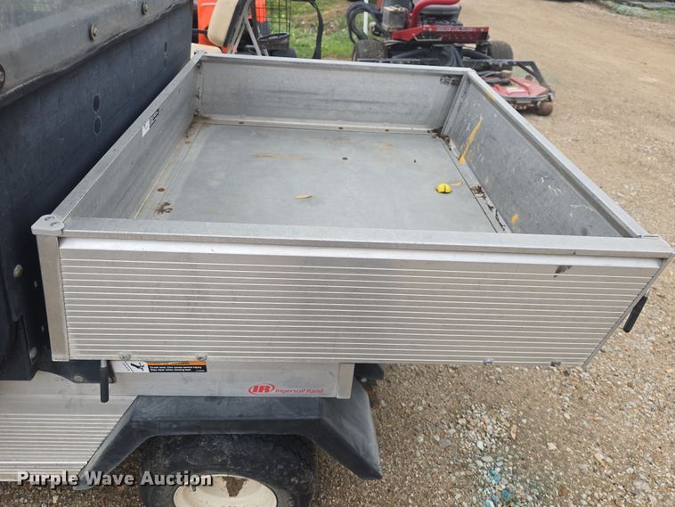 image for item EK5190 2010 Club Car Turf 1 golf cart