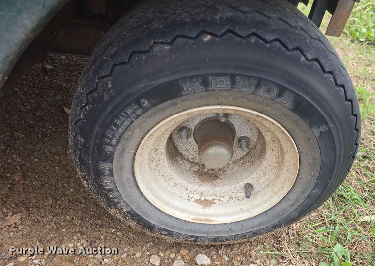 image for item EK5190 2010 Club Car Turf 1 golf cart