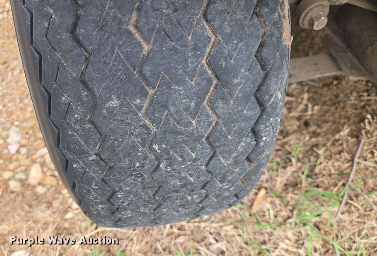 image for item EK5190 2010 Club Car Turf 1 golf cart