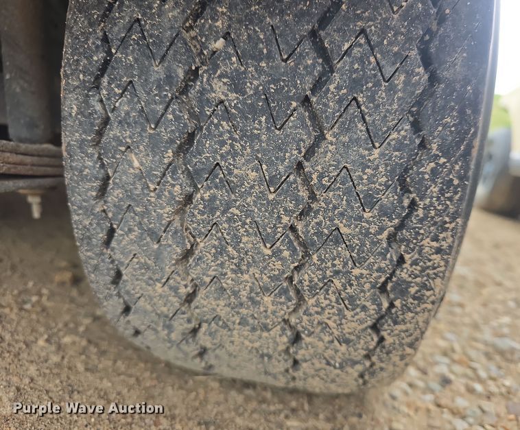 image for item EK5190 2010 Club Car Turf 1 golf cart