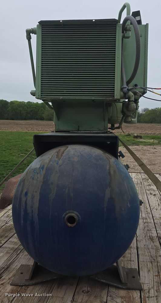 image for item EK5191 Sullair 10-30 AC/AC air compressor