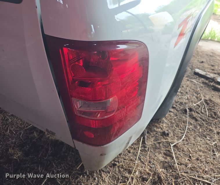 image for item EK5199 Chevrolet pickup truck bed