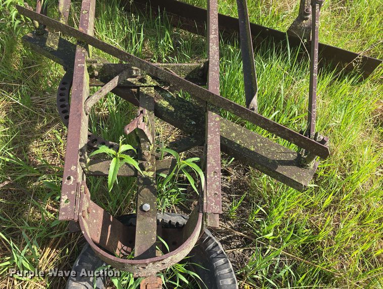 image for item EK5207 Pull type grader