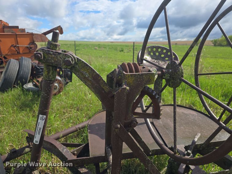 image for item EK5207 Pull type grader