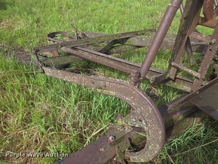 image for item EK5207 Pull type grader