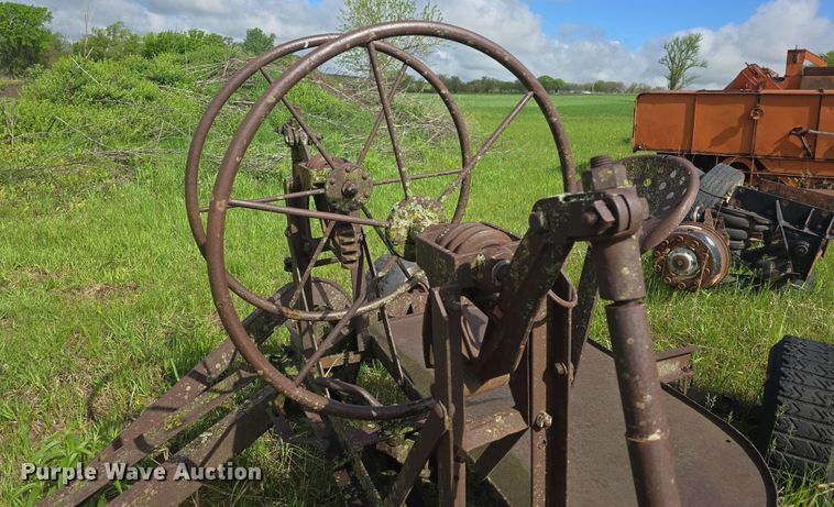 image for item EK5207 Pull type grader