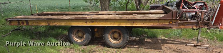 image for item EL2010 Hyster HP15T tilt deck equipment trailer