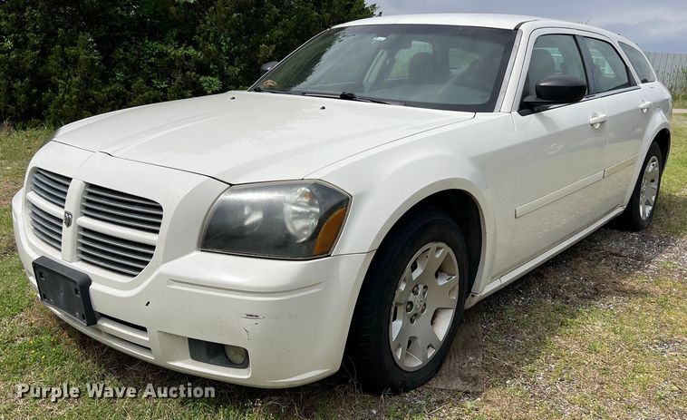 image for item EL2013 2006 Dodge Magnum 