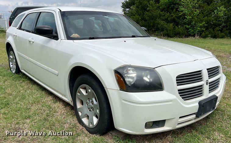 image for item EL2013 2006 Dodge Magnum 