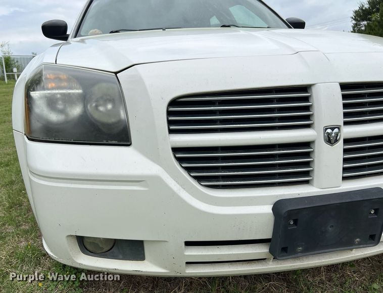 image for item EL2013 2006 Dodge Magnum 