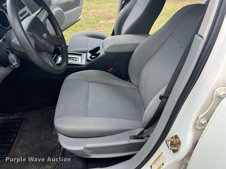 image for item EL2013 2006 Dodge Magnum 