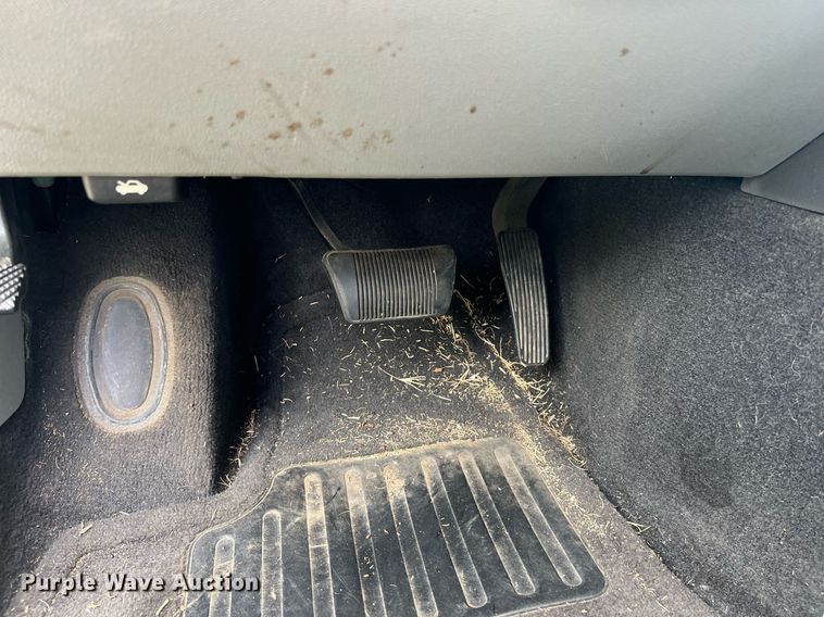 image for item EL2013 2006 Dodge Magnum 