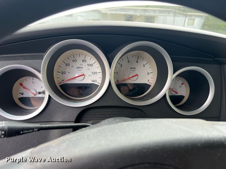 image for item EL2013 2006 Dodge Magnum 