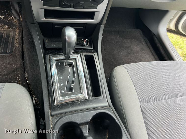 image for item EL2013 2006 Dodge Magnum 