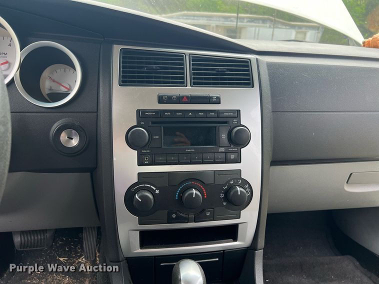 image for item EL2013 2006 Dodge Magnum 