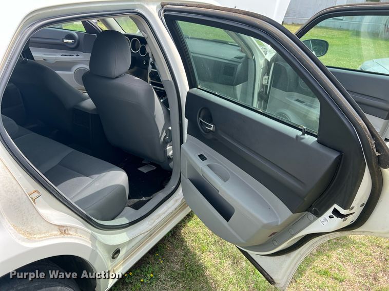 image for item EL2013 2006 Dodge Magnum 