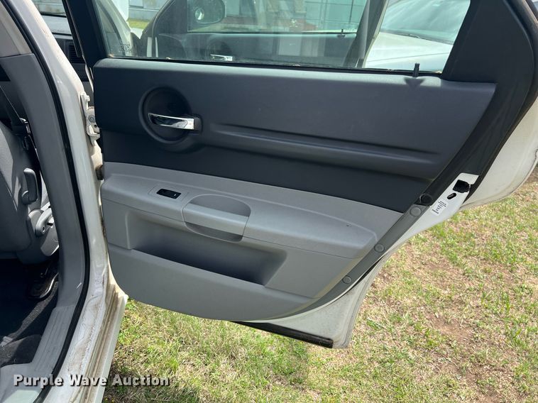 image for item EL2013 2006 Dodge Magnum 