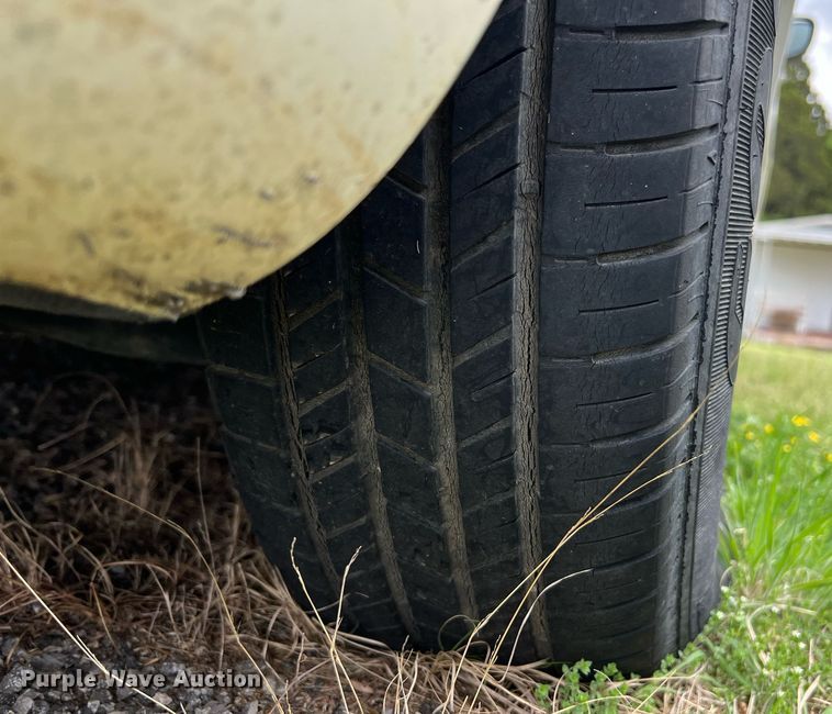 image for item EL2013 2006 Dodge Magnum 