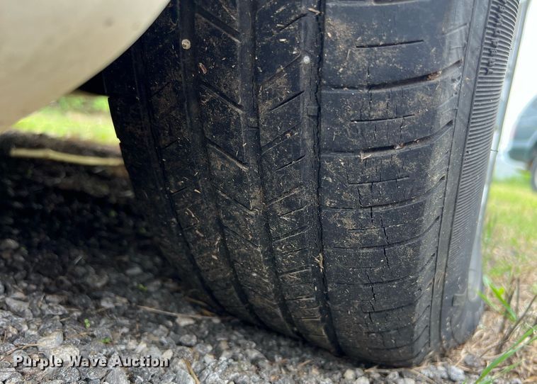 image for item EL2013 2006 Dodge Magnum 