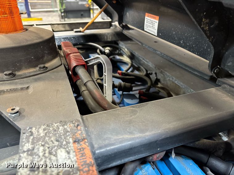 image for item EL5997 2016 Crown SP3520-30 order picker