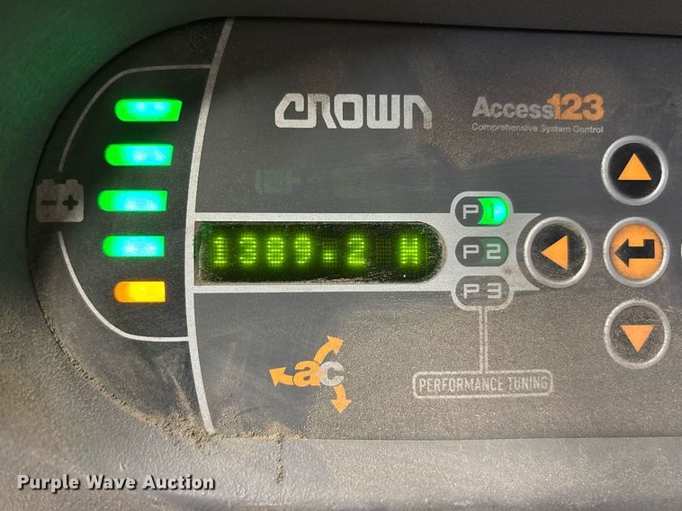 image for item EL5997 2016 Crown SP3520-30 order picker