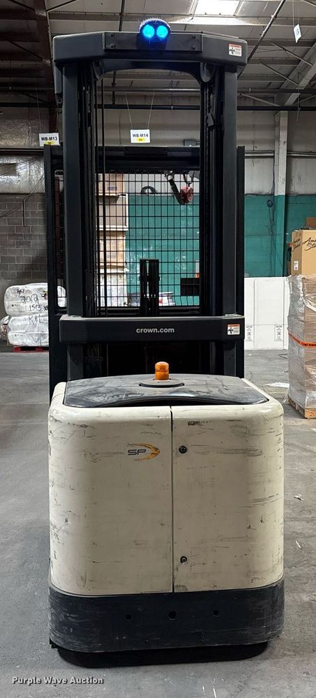 image for item EL5998 2016 Crown SP3520-30 order picker