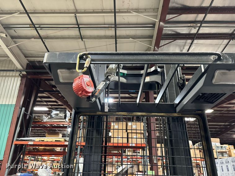 image for item EL5998 2016 Crown SP3520-30 order picker