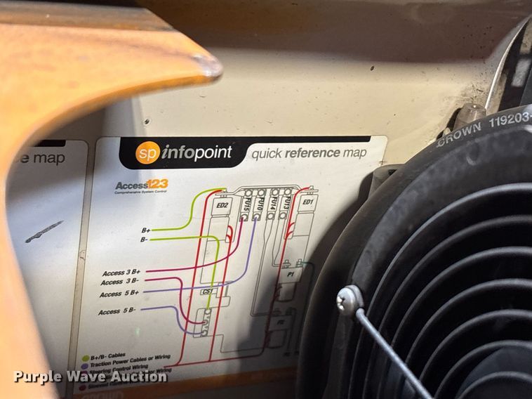 image for item EL5998 2016 Crown SP3520-30 order picker