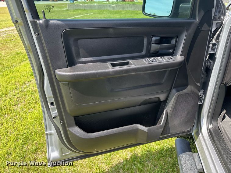 image for item EM0042 2019 Dodge Ram 1500 Crew Cab pickup truck