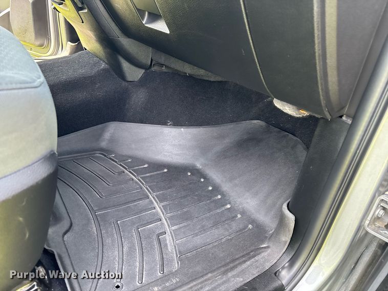 image for item EM0042 2019 Dodge Ram 1500 Crew Cab pickup truck