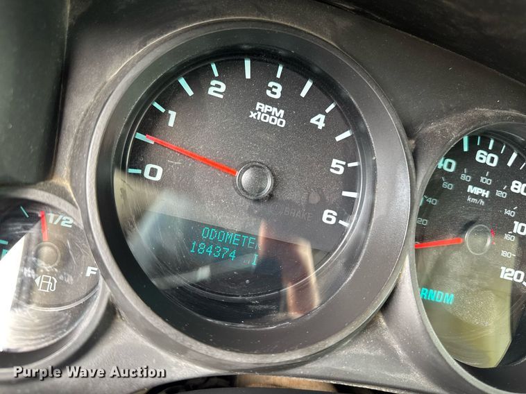 image for item EM3961 2011 Chevrolet Silverado 1500 Ext. Cab pickup truck