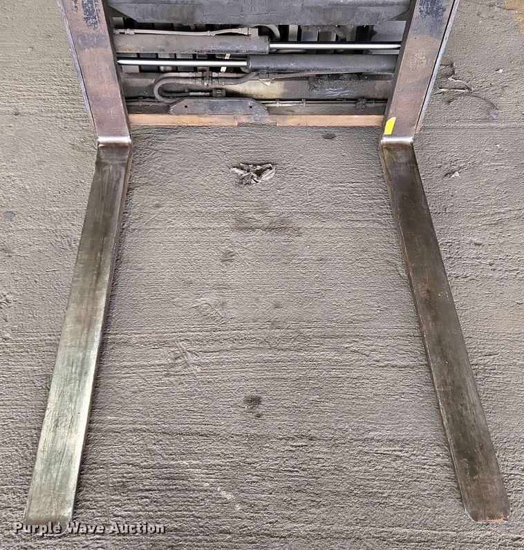 image for item EM6019 2016 UniCarriers PF50 forklift