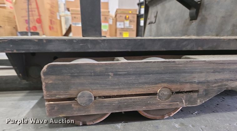 image for item EM6023 2014 Crown SP3505-30 order picker