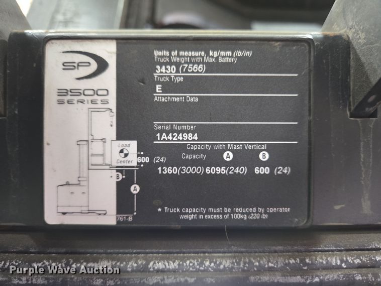 image for item EM6023 2014 Crown SP3505-30 order picker