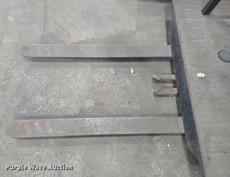 image for item EM6024 2015 Crown SP3520-30 order picker