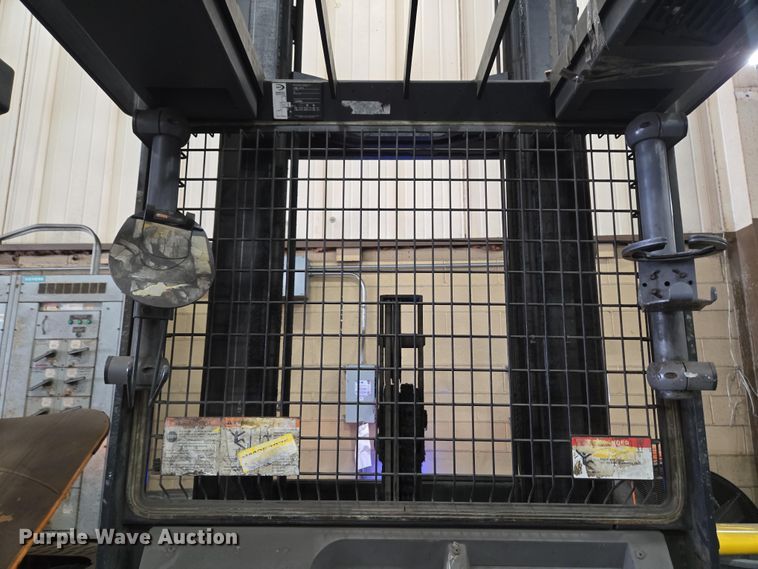 image for item EM6024 2015 Crown SP3520-30 order picker