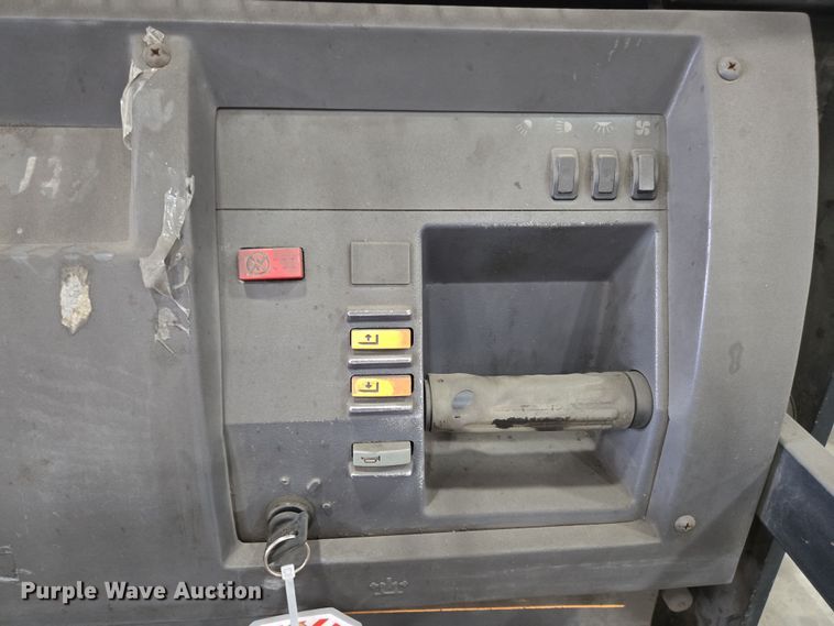 image for item EM6024 2015 Crown SP3520-30 order picker