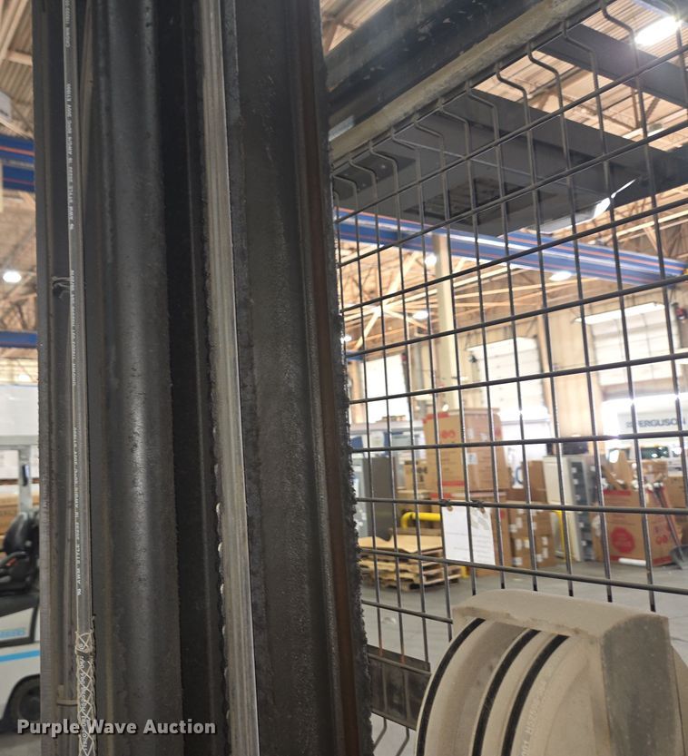 image for item EM6025 2016 Crown SP3520-30 order picker