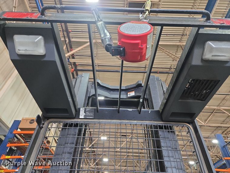 image for item EM6025 2016 Crown SP3520-30 order picker