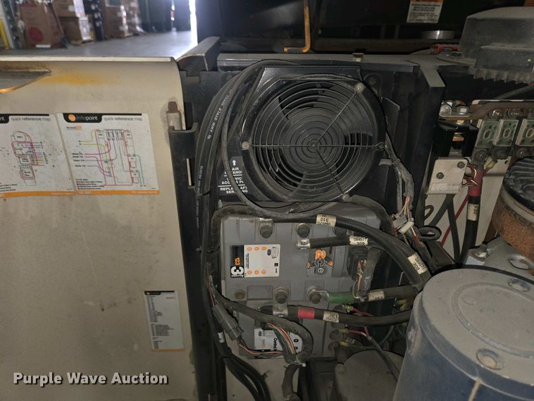 image for item EM6025 2016 Crown SP3520-30 order picker