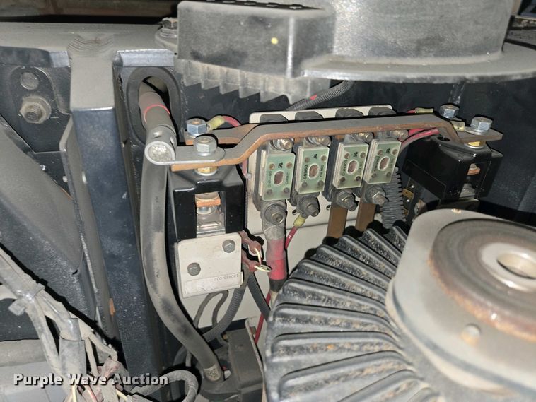 image for item EM6025 2016 Crown SP3520-30 order picker