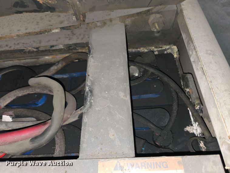 image for item EM6025 2016 Crown SP3520-30 order picker