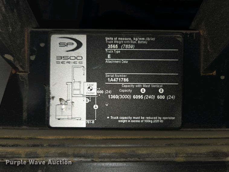 image for item EM6025 2016 Crown SP3520-30 order picker