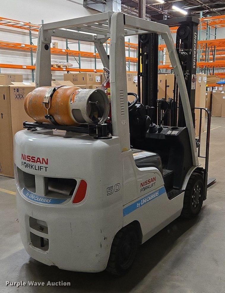 image for item EM6026 2015 UniCarriers CF50LP forklift