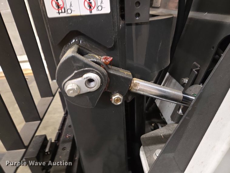 image for item EM6026 2015 UniCarriers CF50LP forklift