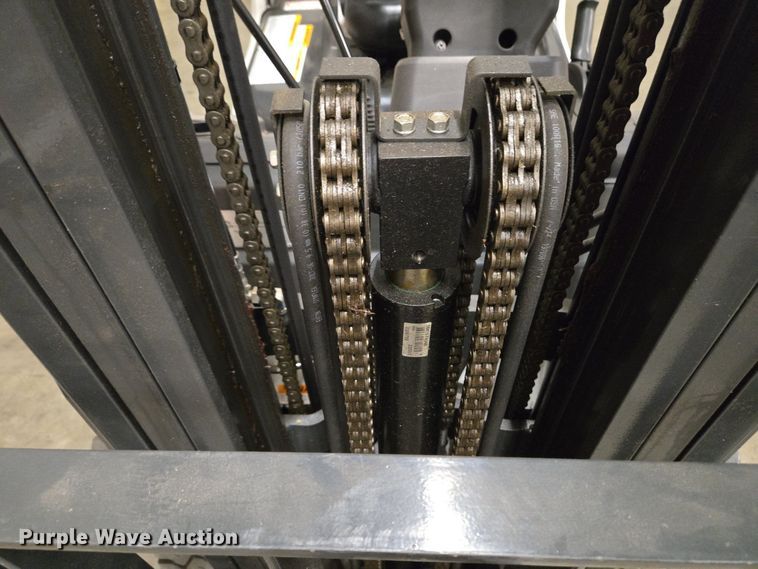 image for item EM6026 2015 UniCarriers CF50LP forklift