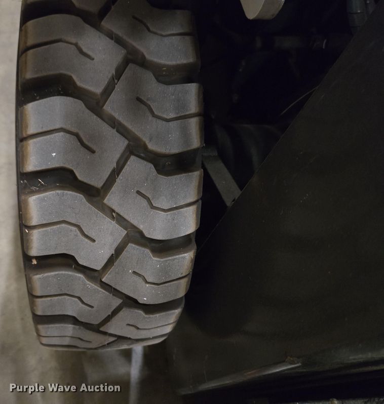 image for item EM6026 2015 UniCarriers CF50LP forklift