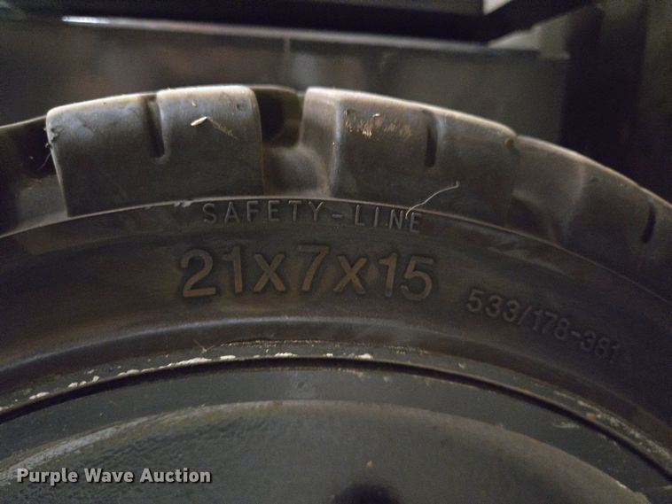 image for item EM6026 2015 UniCarriers CF50LP forklift