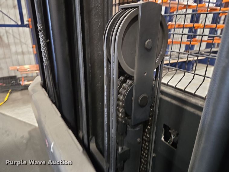 image for item EM6027 2015 Crown SP3520-30 order picker